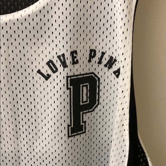 Victoria’s Secret shirt - Picture 3 of 3